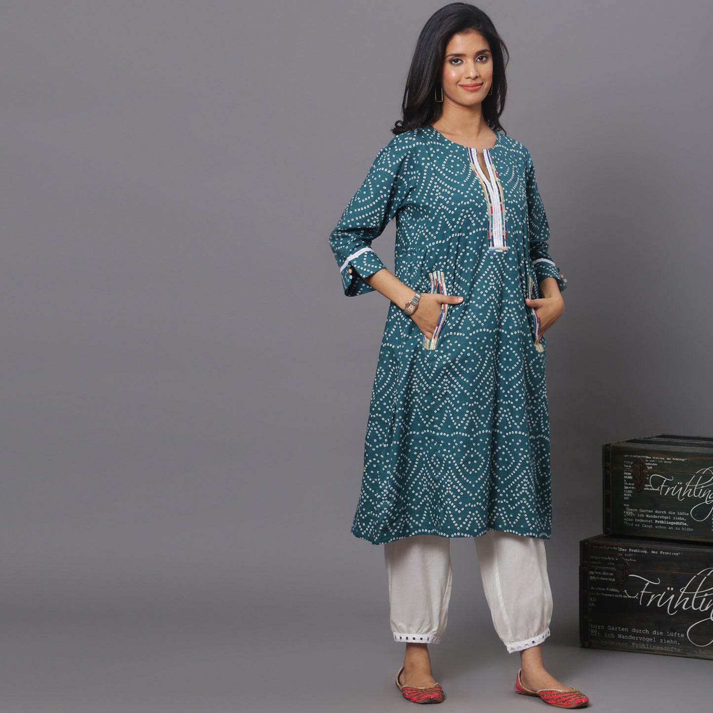 green Bandhni Kurta Set With White Harem Pants