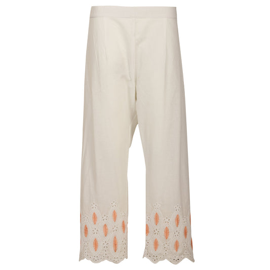Cotton ankle pants in lace and cutwork fabric