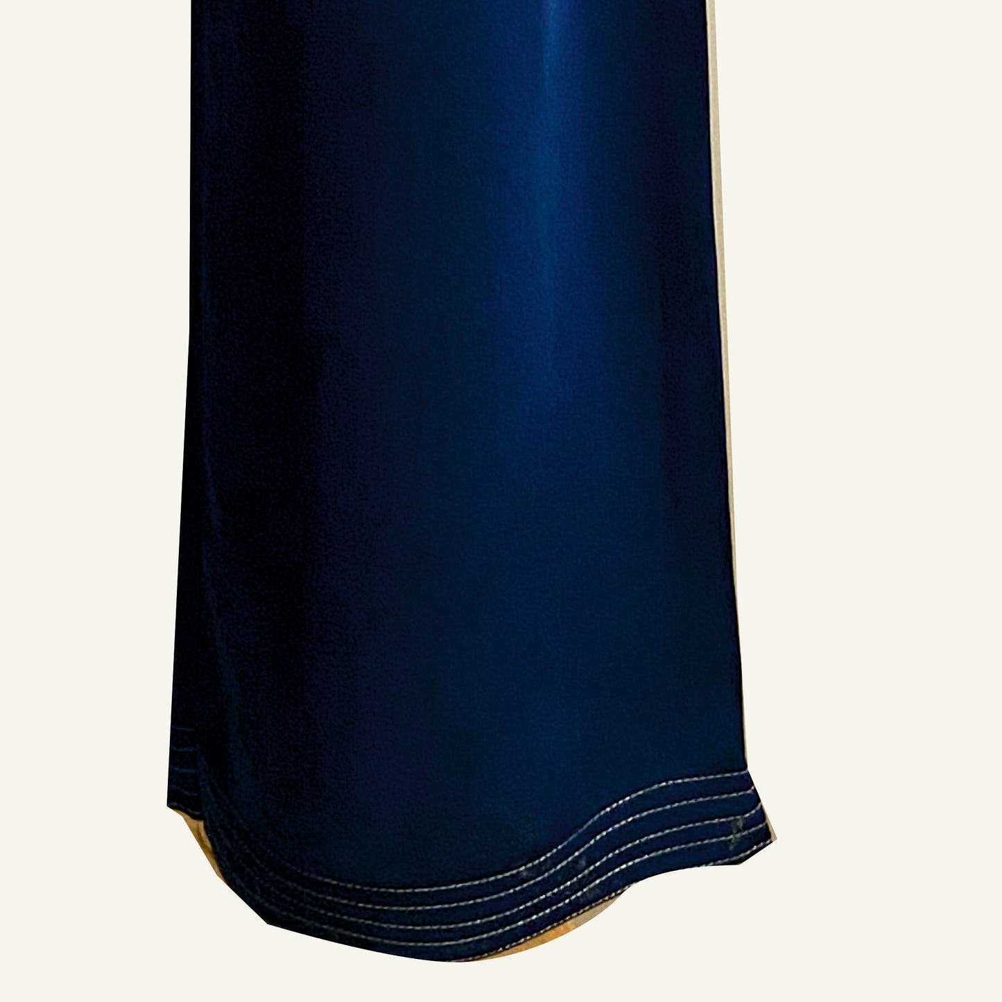 Modal silk plain pants with gold lines