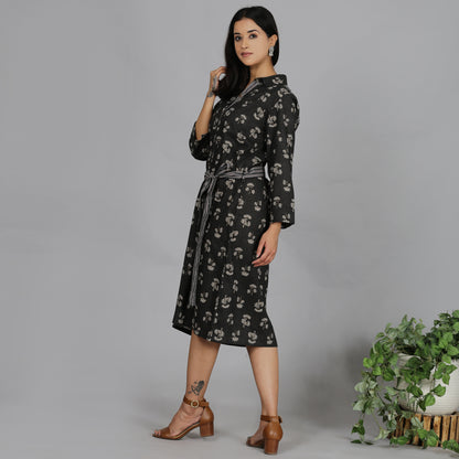 Grey printed cotton shirt dress with a belt