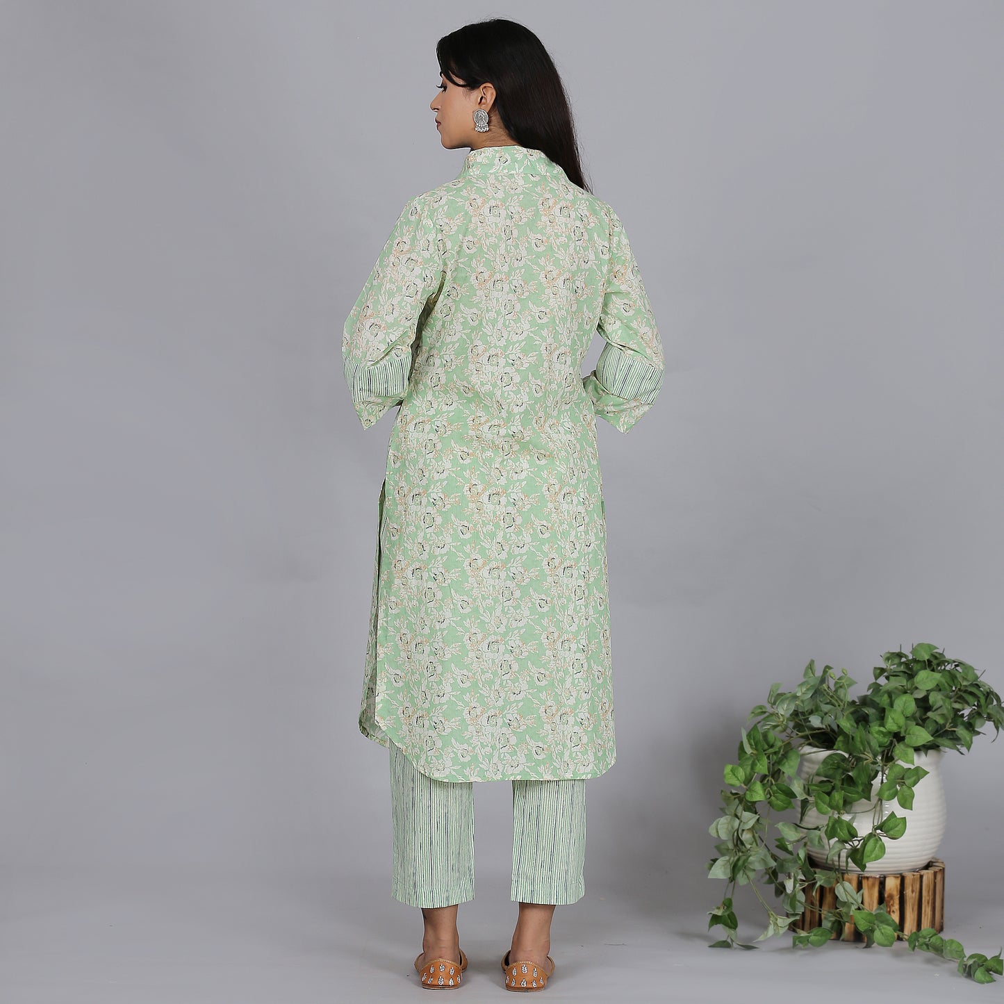Green printed full placket cotton kurta set