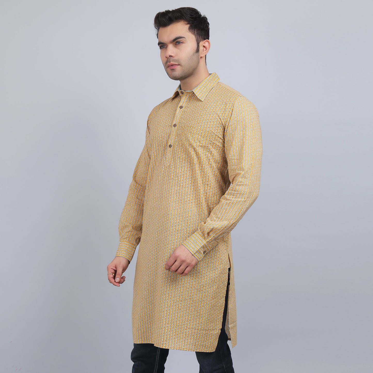 Yellow cotton full-sleeves shirt collar kurta in comfort fit