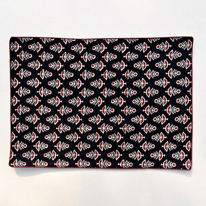Black printed tea cosy set