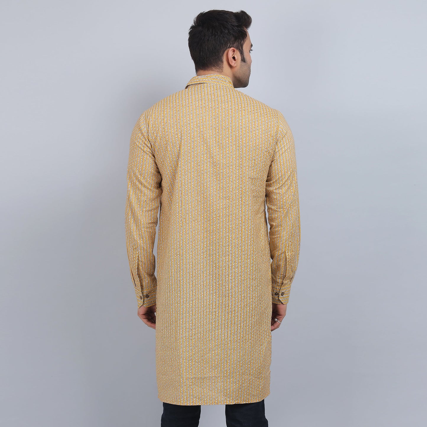 Yellow cotton full-sleeves shirt collar kurta in comfort fit