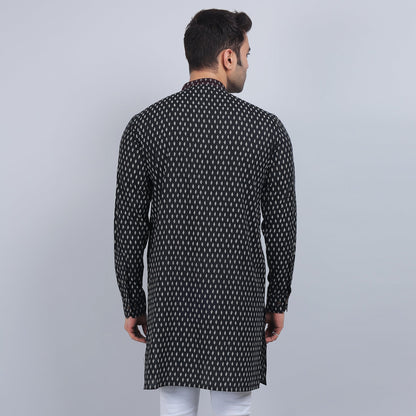 Black cotton full-sleeves band collar kurta in comfort fit