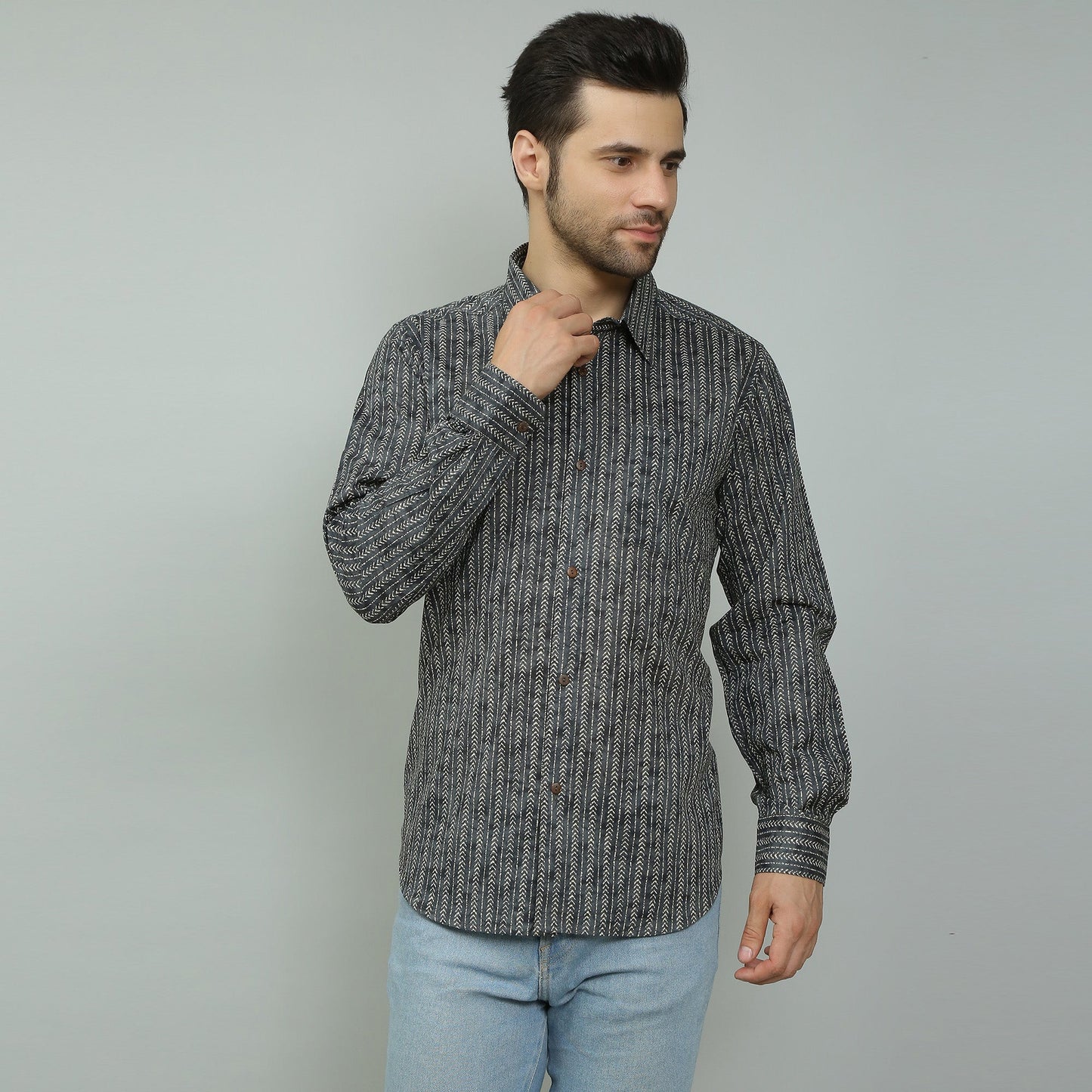 dark grey Cotton printed full sleeves shirt